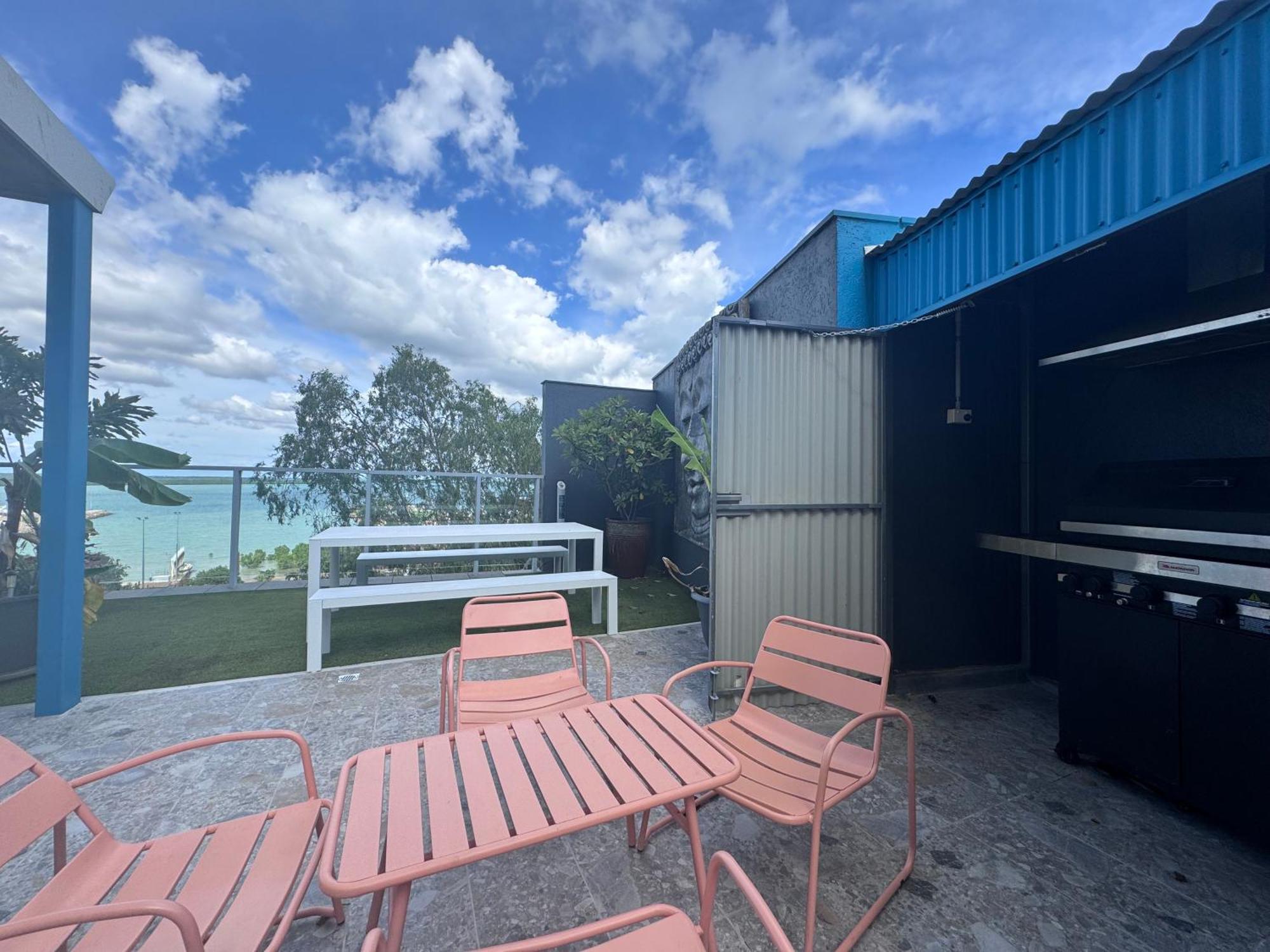 Ramada Suites By Wyndham Zen Quarter Darwin Exteriör bild