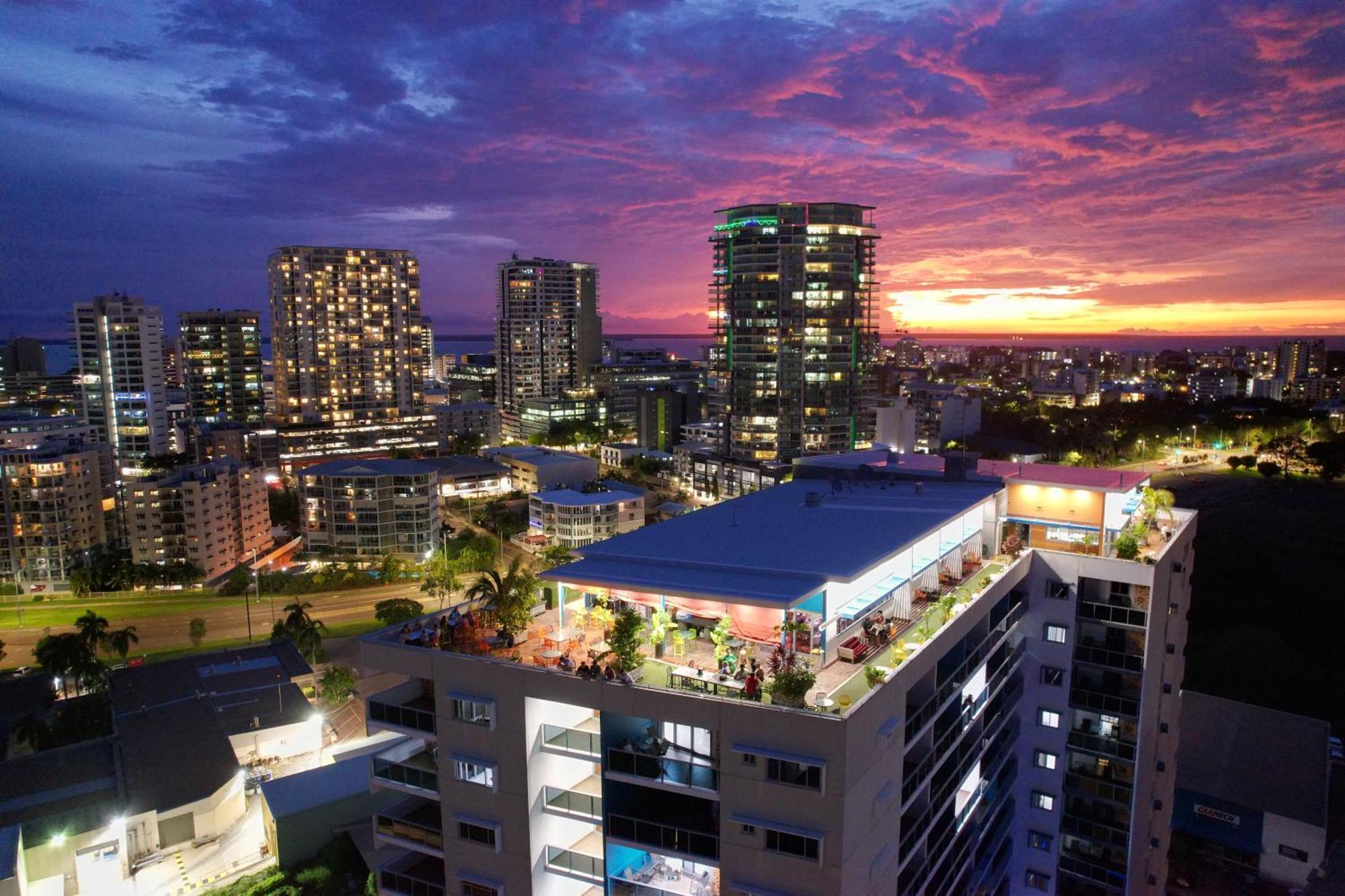 Ramada Suites By Wyndham Zen Quarter Darwin Exteriör bild
