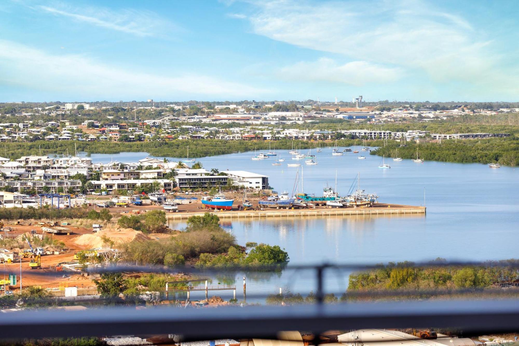 Ramada Suites By Wyndham Zen Quarter Darwin Exteriör bild