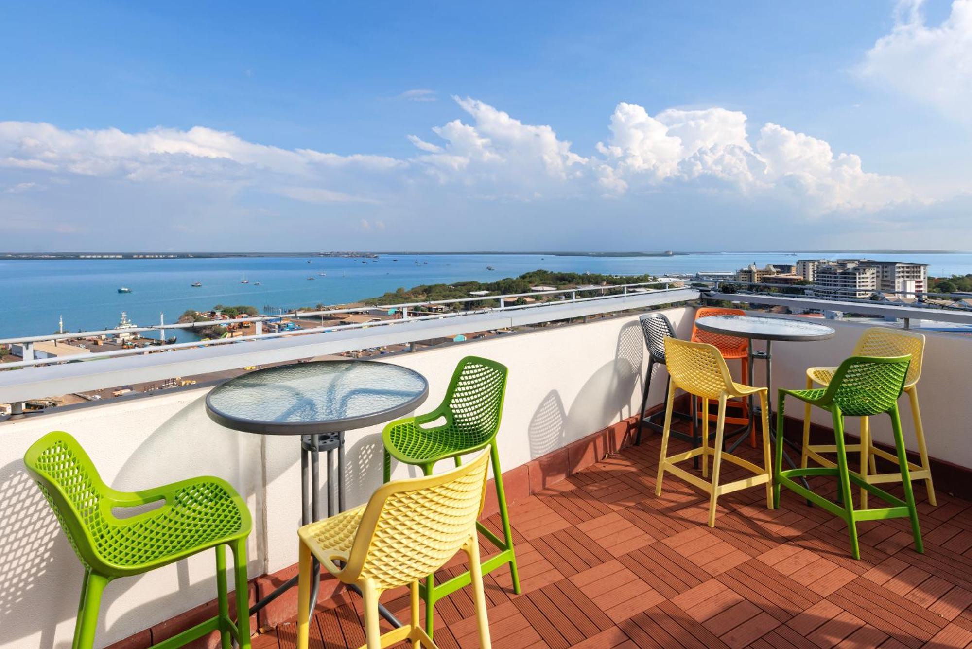 Ramada Suites By Wyndham Zen Quarter Darwin Exteriör bild